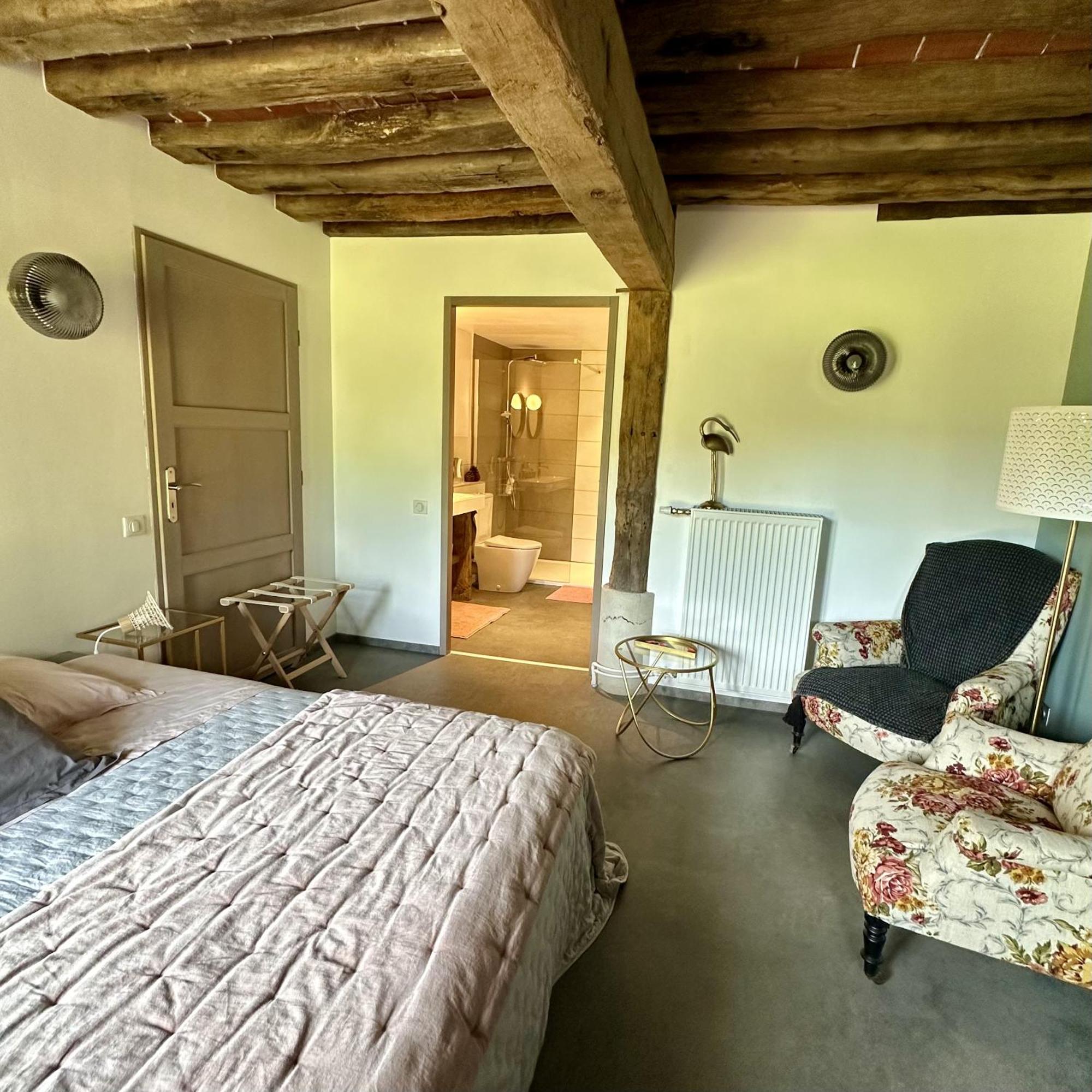 Domaine D'Aromm - Chambres D'Hotes & Gites - Piscine, Etangs & Animaux - Au Calme Ouches Exterior foto